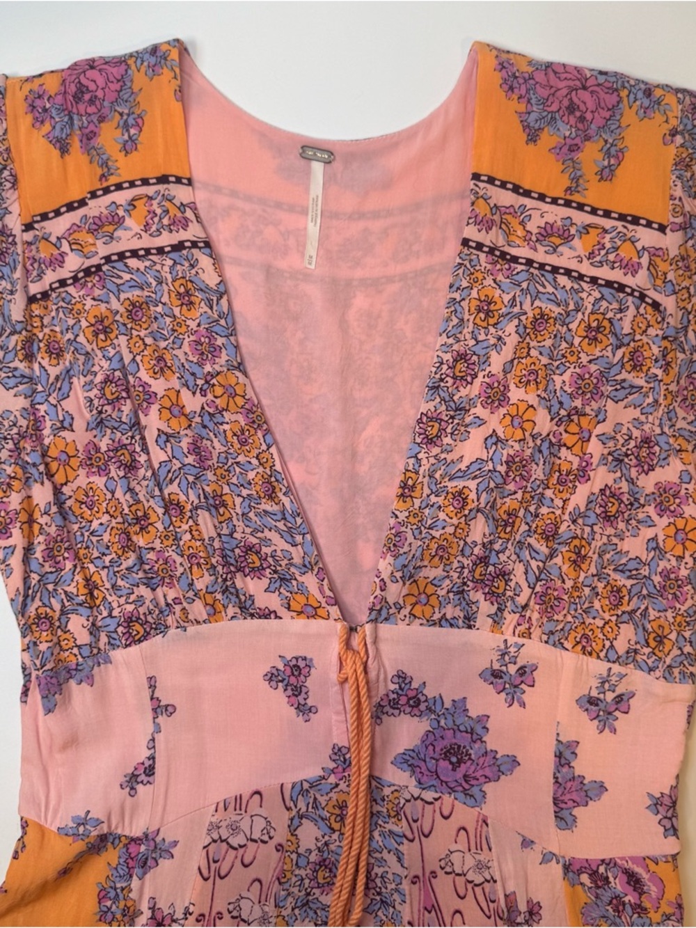 Free People Mixin’ It Up Mini Dress Boho Floral Tie Waist Pink Orange M - Picture 3 of 5
